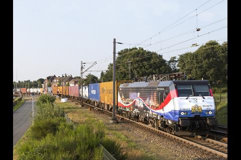 tn_nl-ersrailways-intermodal-train_01.jpg